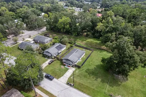 737 NE 18th Street Gainesville FL 32641