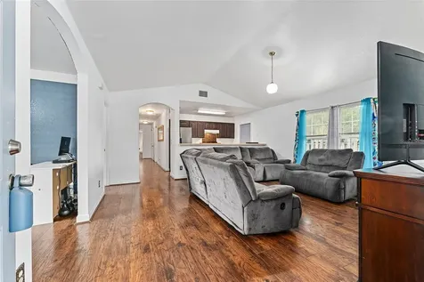 737 NE 18th Street Gainesville FL 32641