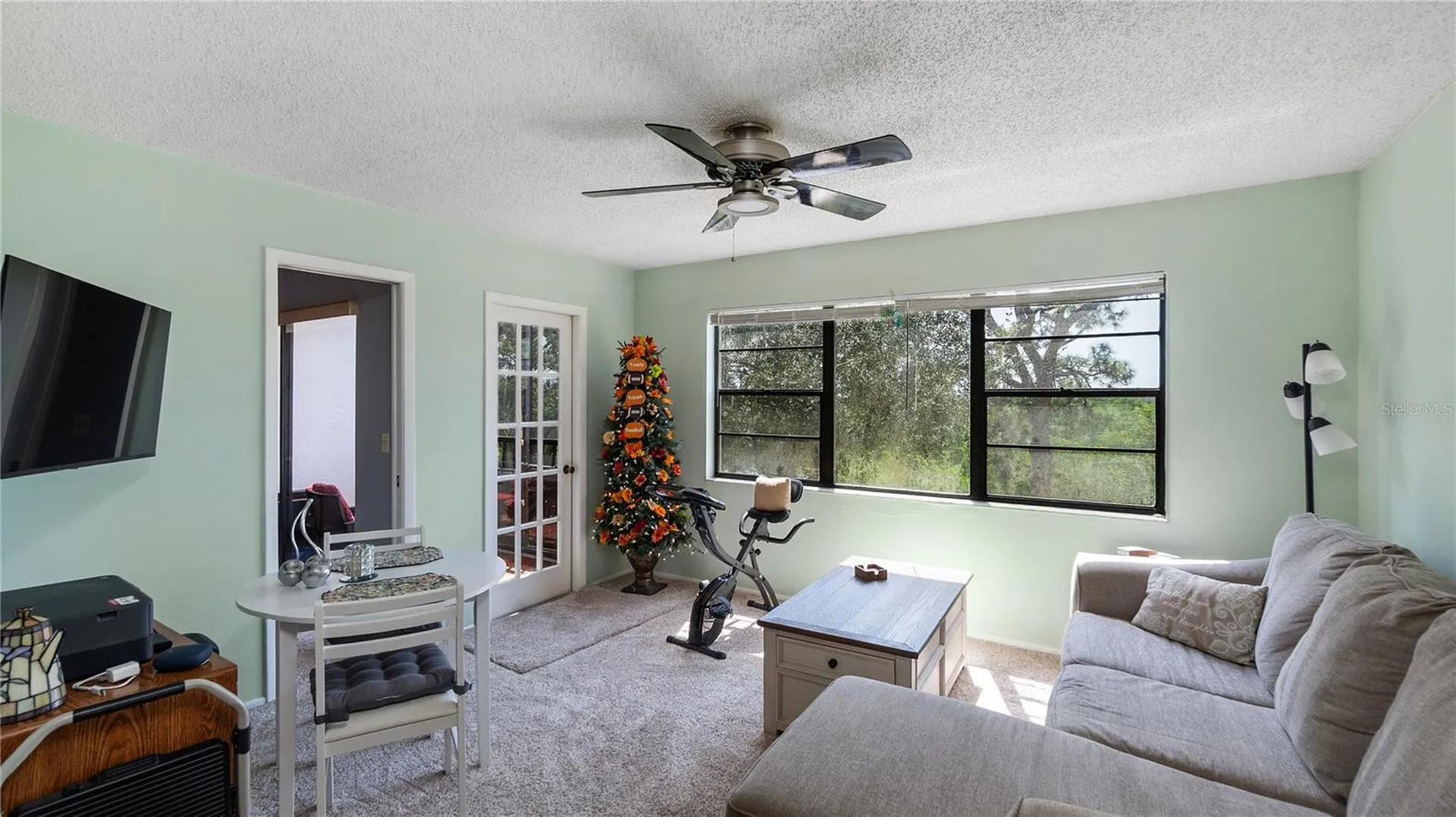 8198 Terrace Garden Drive N St Petersburg FL 33709