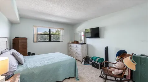 8198 Terrace Garden Drive N St Petersburg FL 33709
