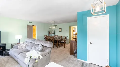8198 Terrace Garden Drive N St Petersburg FL 33709