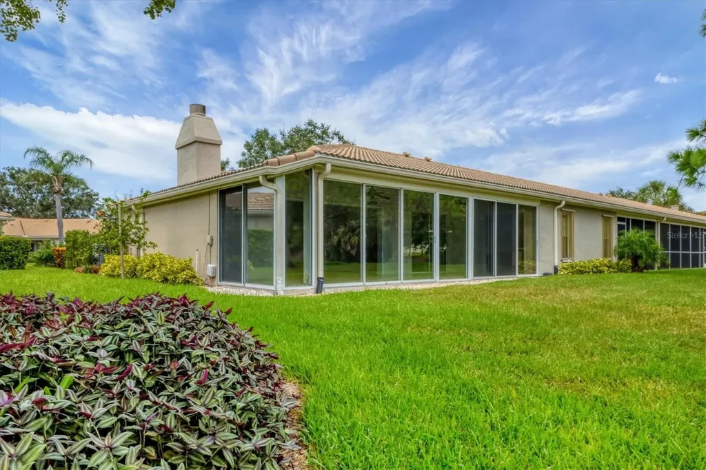 3244 Ringwood Meadow Sarasota FL 34235