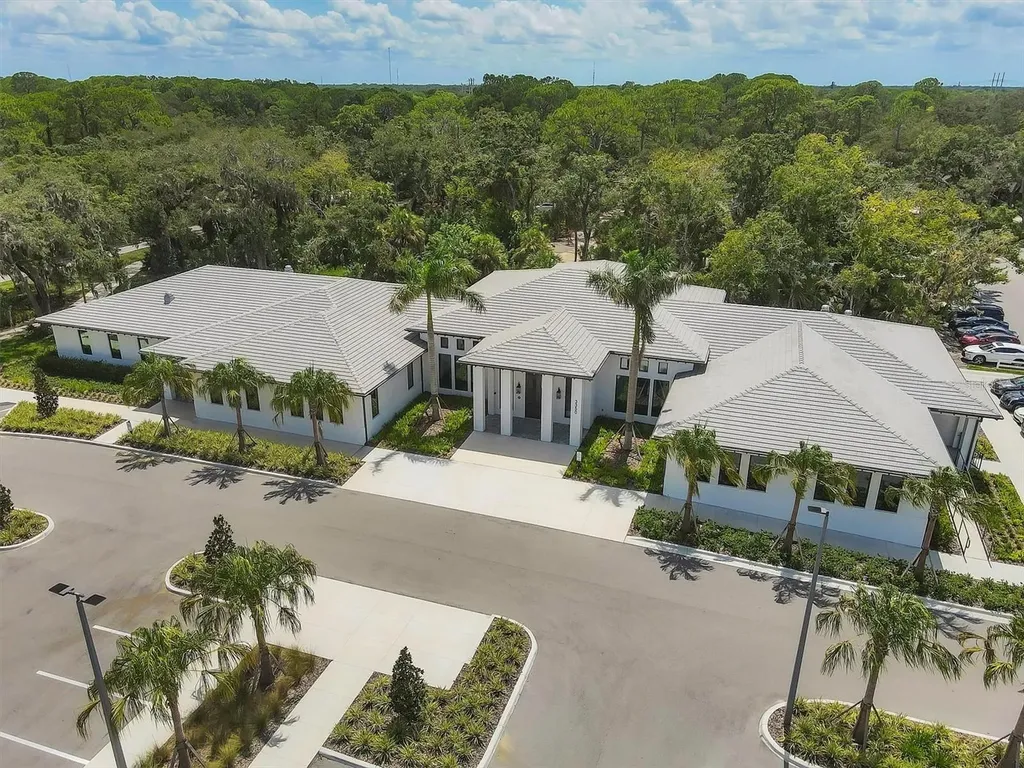 3244 Ringwood Meadow Sarasota FL 34235