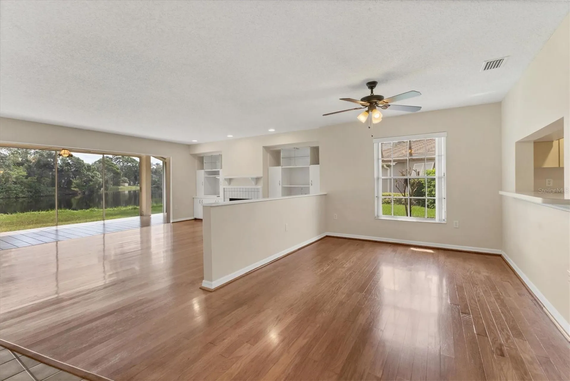 3244 Ringwood Meadow Sarasota FL 34235