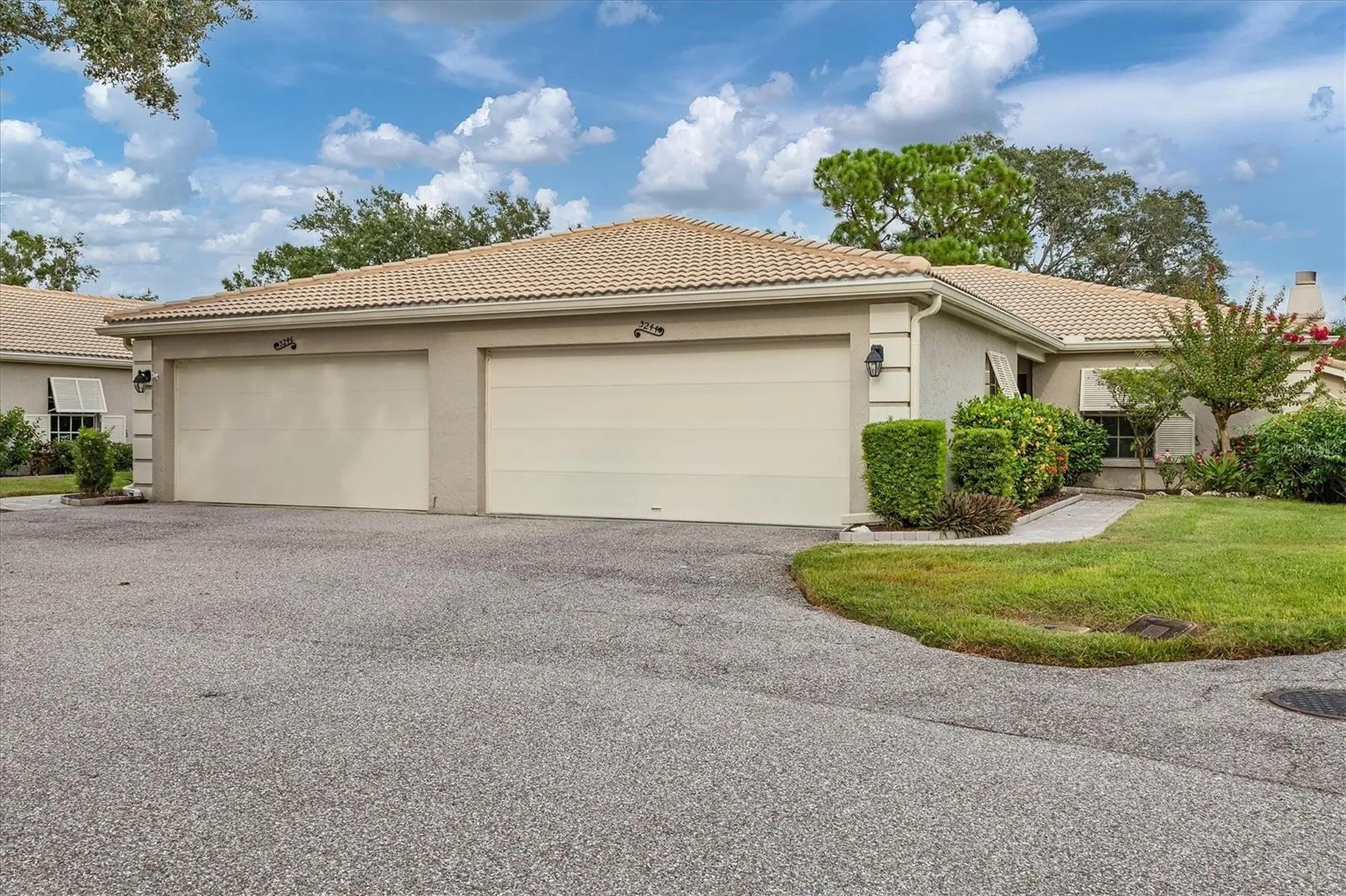 3244 Ringwood Meadow Sarasota FL 34235