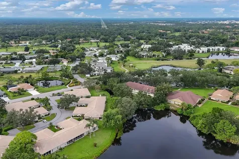 3244 Ringwood Meadow Sarasota FL 34235
