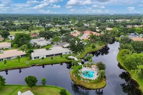 3244 Ringwood Meadow Sarasota FL 34235