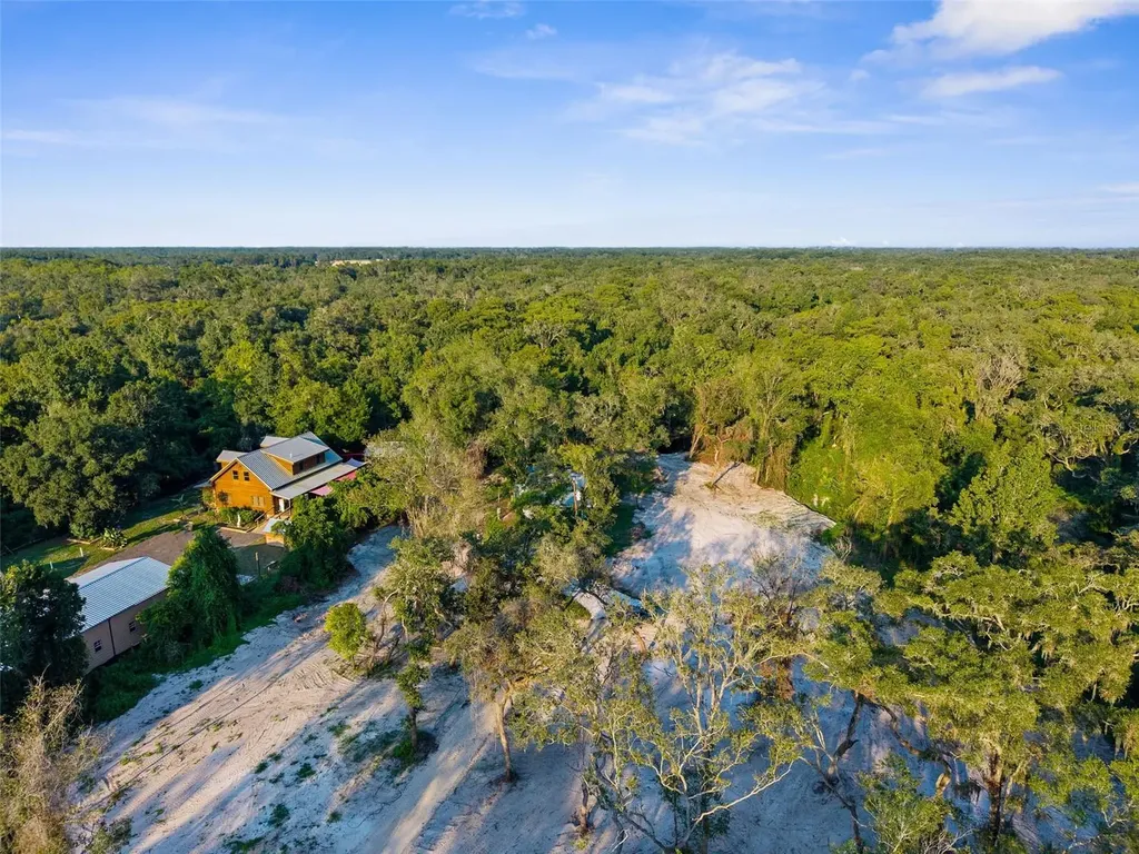 5200 Cyril Drive Dade City FL 33523