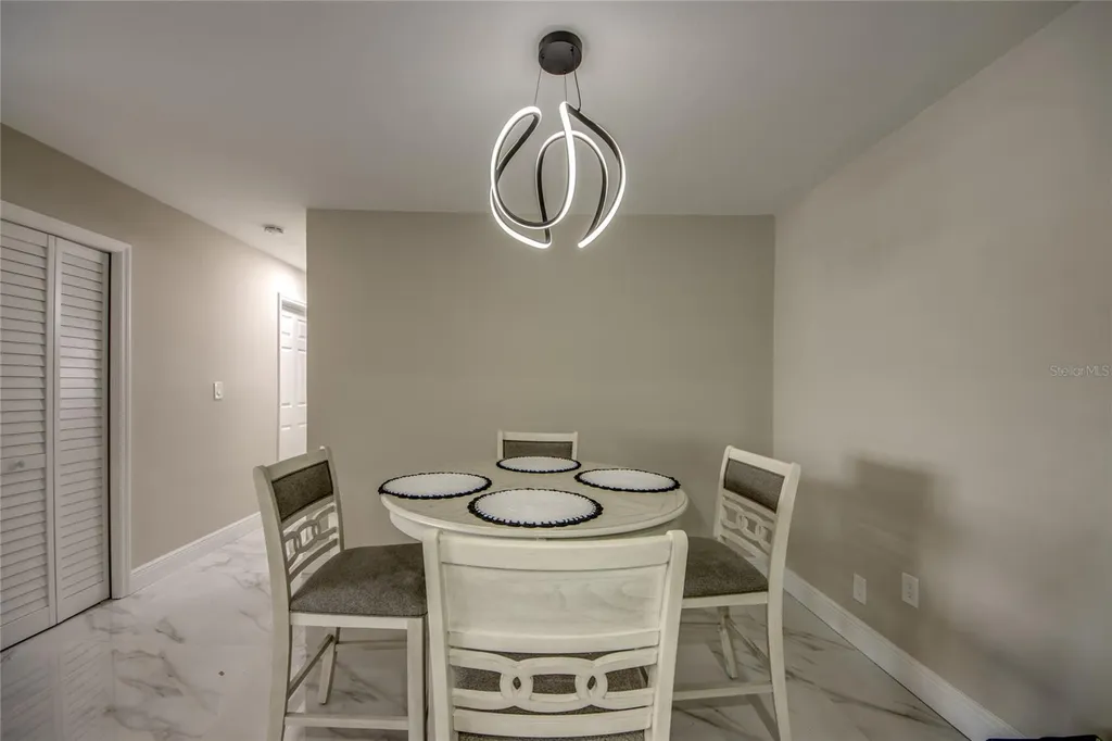 2544 1st Street Fort Myers FL 33901