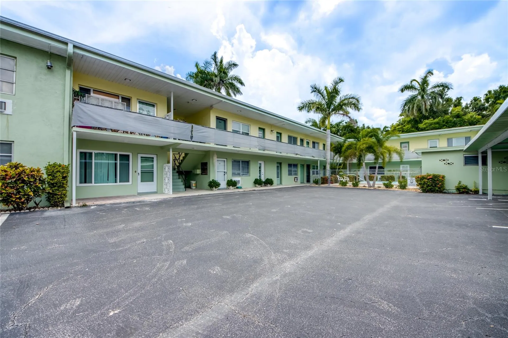 2544 1st Street Fort Myers FL 33901