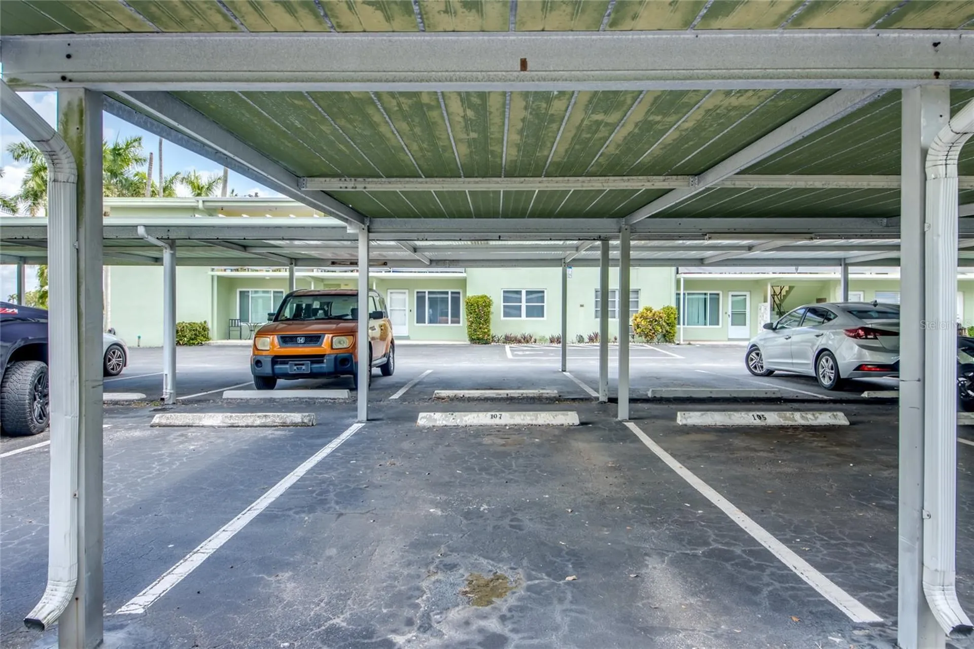 2544 1st Street Fort Myers FL 33901
