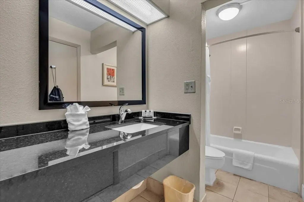 7150 N Tamiami Trail Sarasota FL 34243