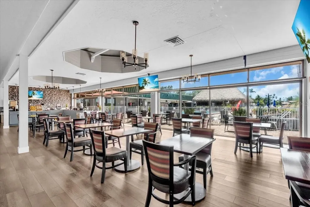 7150 N Tamiami Trail Sarasota FL 34243