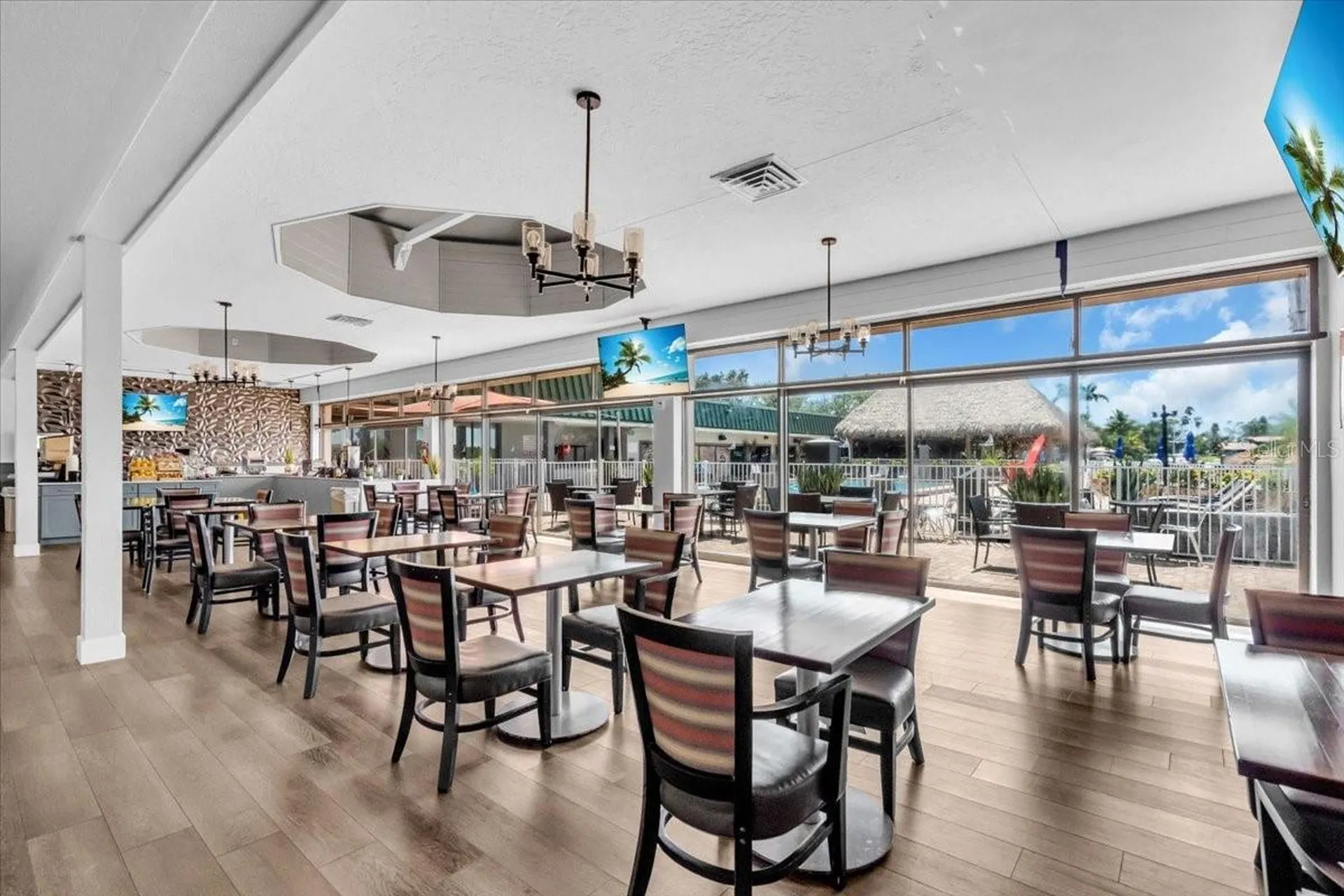 7150 N Tamiami Trail Sarasota FL 34243
