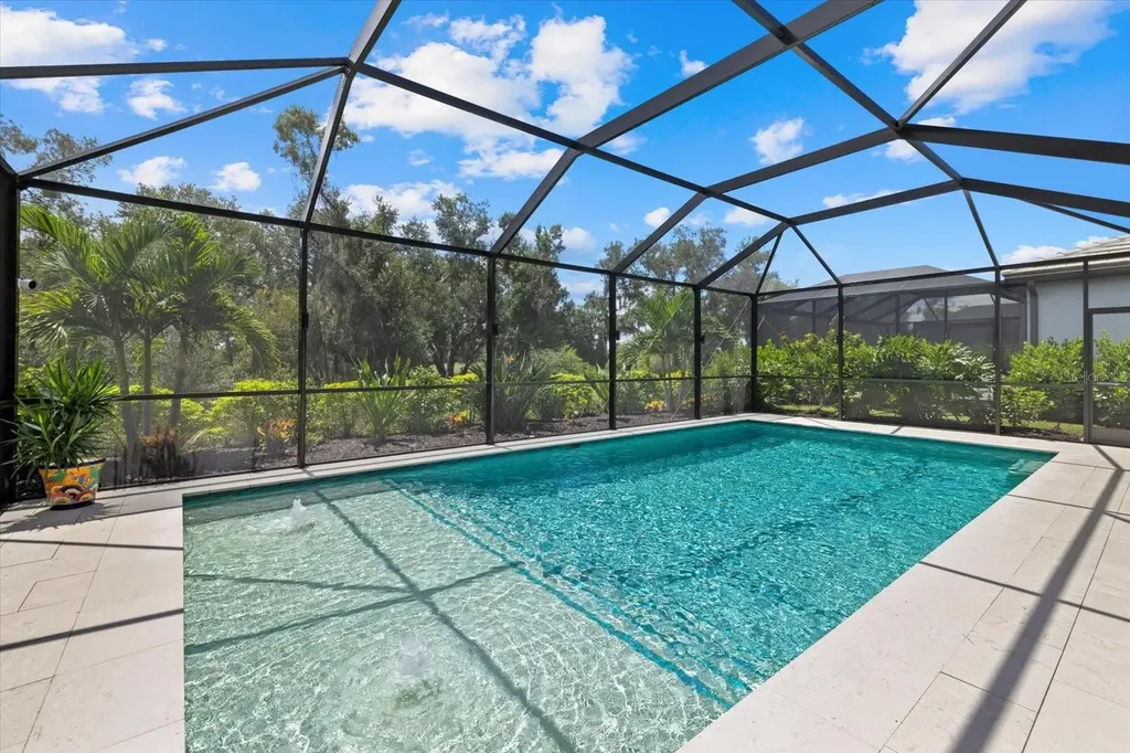 16750 Savory Mist Circle Bradenton FL 34211