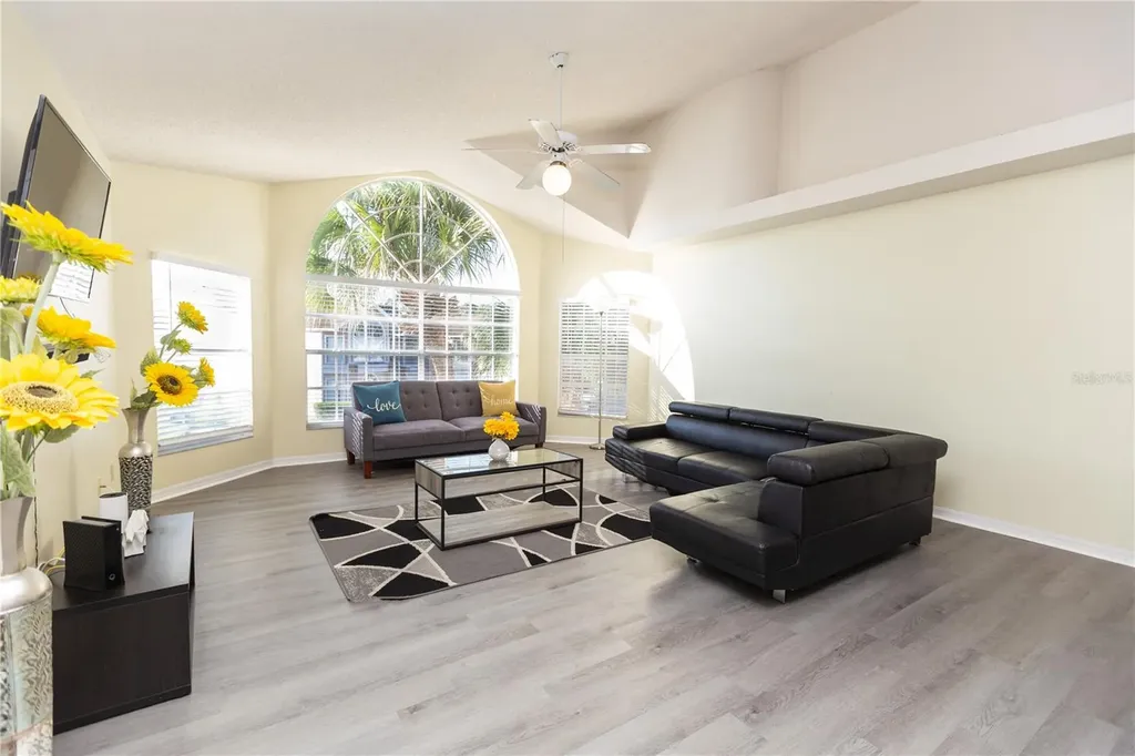 2492 Sweetwater Club Circle Kissimmee FL 34746