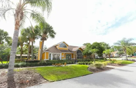 2492 Sweetwater Club Circle Kissimmee FL 34746