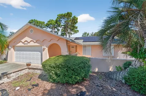 8535 101st Avenue Seminole FL 33777