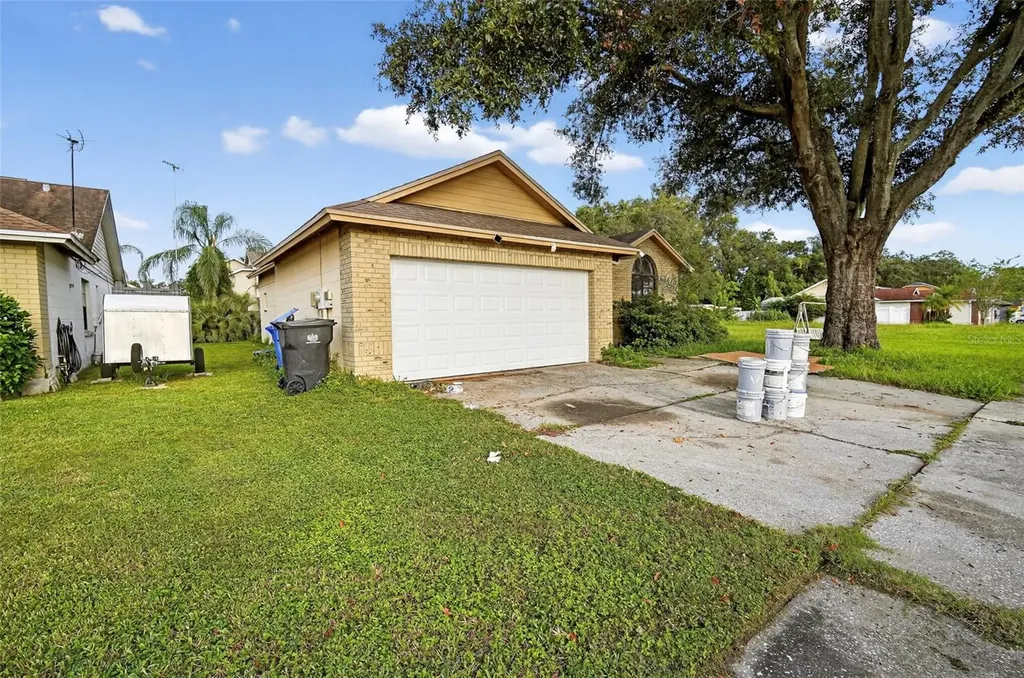12728 Dunhill Drive Tampa FL 33624