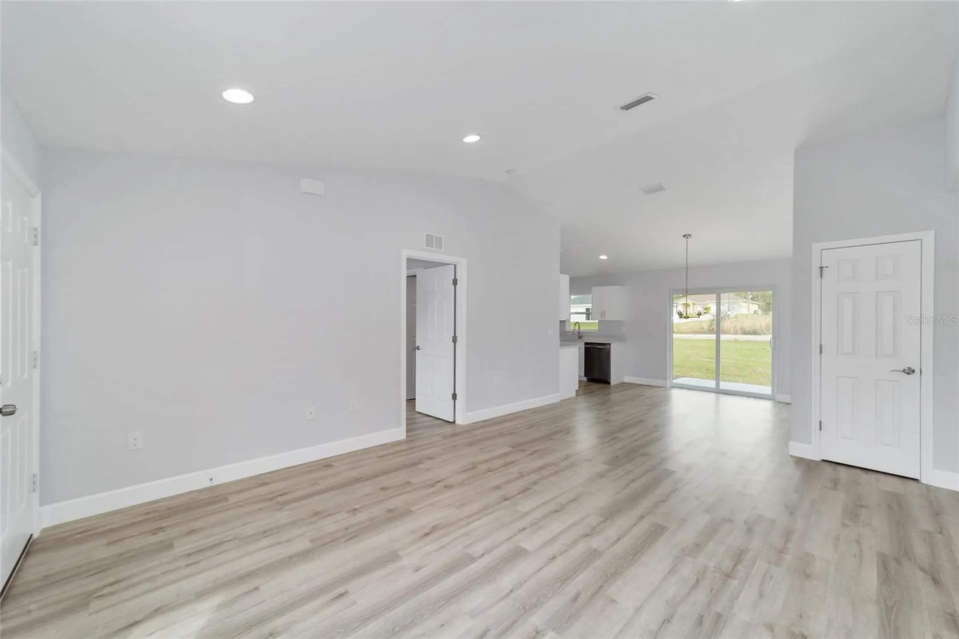 13383 SW 106th Street Dunnellon FL 34432