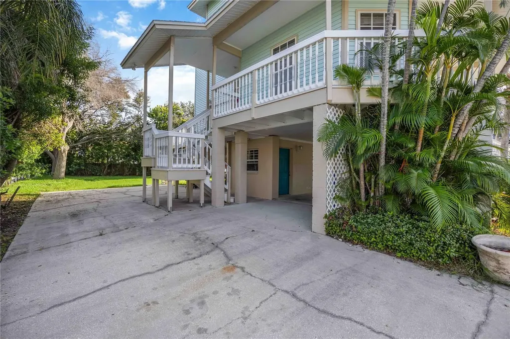 13951 Harbor View Drive Seminole FL 33776