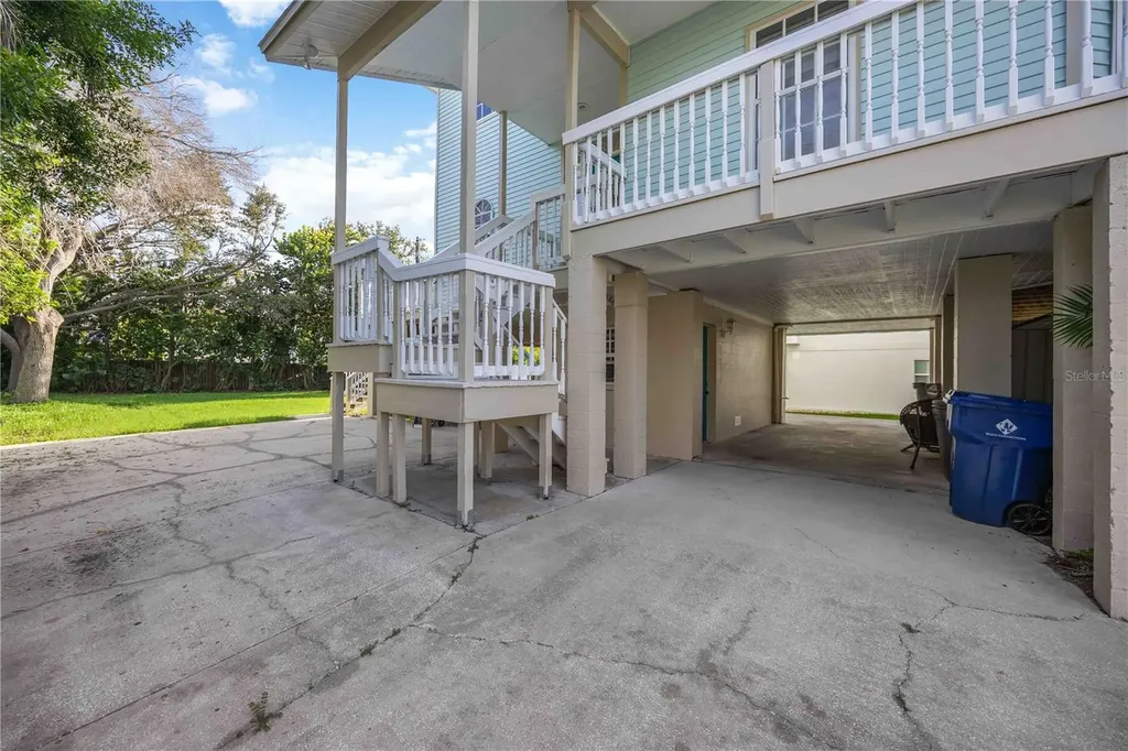 13951 Harbor View Drive Seminole FL 33776