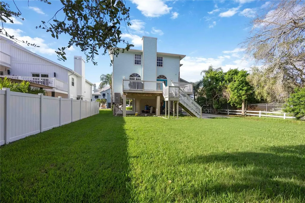 13951 Harbor View Drive Seminole FL 33776