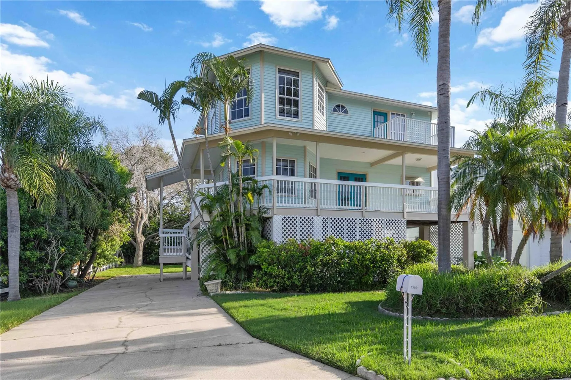 13951 Harbor View Drive Seminole FL 33776