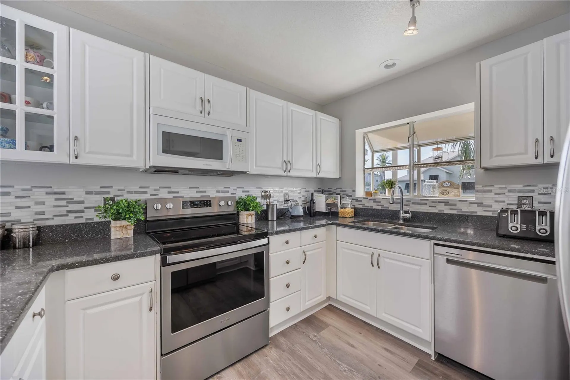 13951 Harbor View Drive Seminole FL 33776