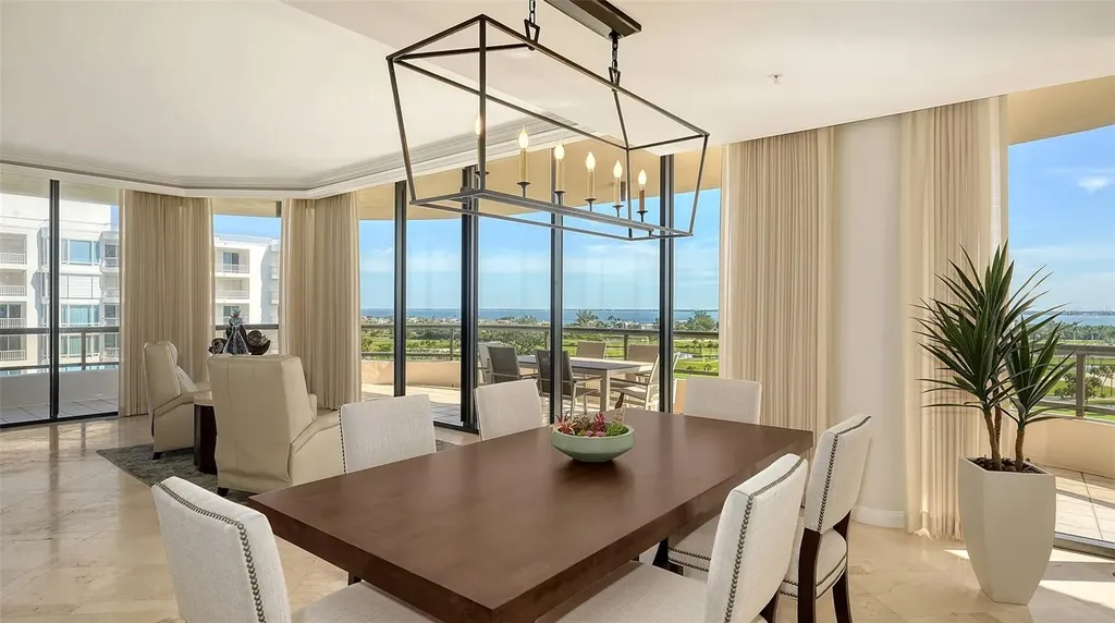 435 L Ambiance Drive Longboat Key FL 34228
