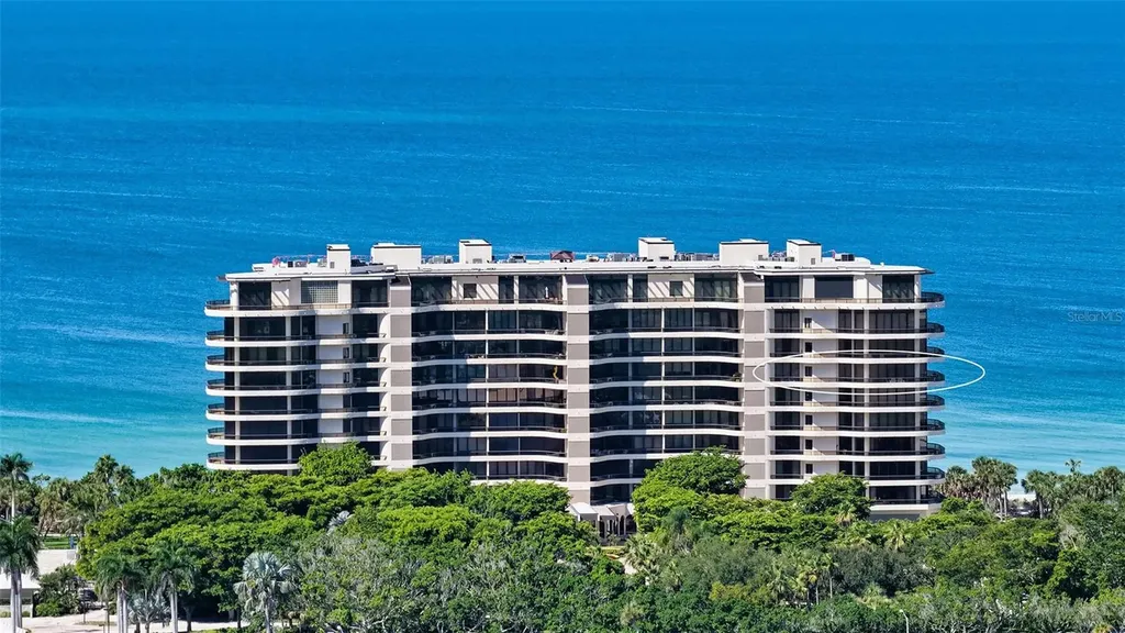 435 L Ambiance Drive Longboat Key FL 34228