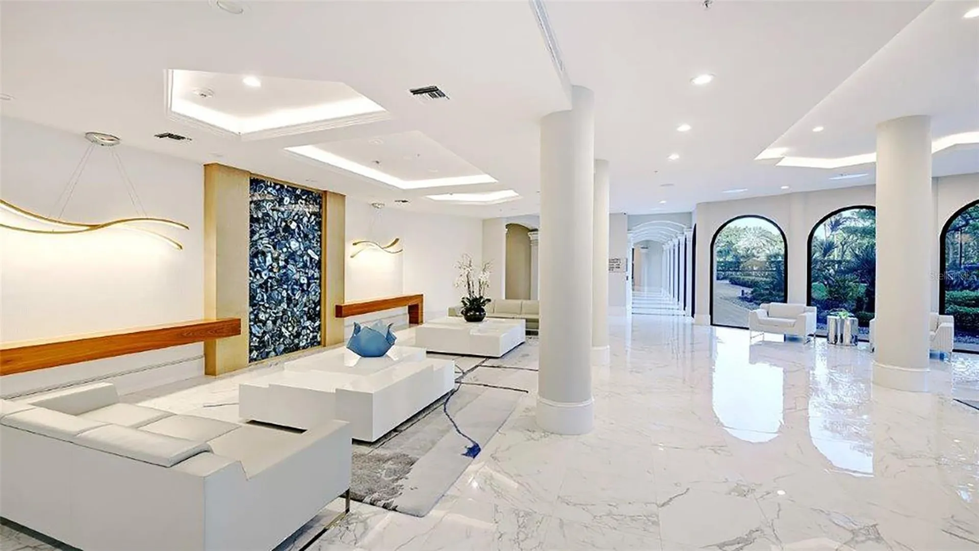 435 L Ambiance Drive Longboat Key FL 34228