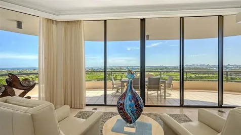435 L Ambiance Drive Longboat Key FL 34228