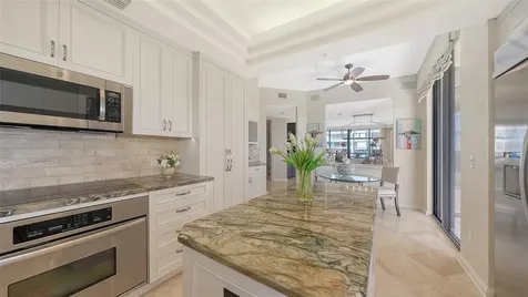 435 L Ambiance Drive Longboat Key FL 34228