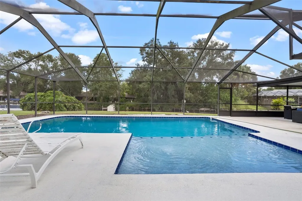 2742 Pine Acres Drive Lake Wales FL 33898