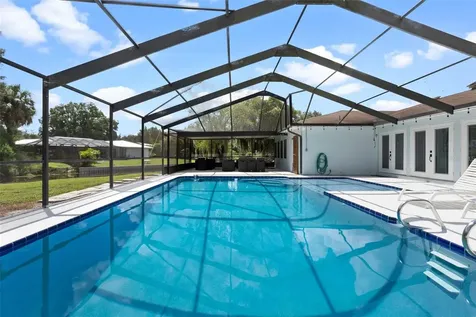 2742 Pine Acres Drive Lake Wales FL 33898
