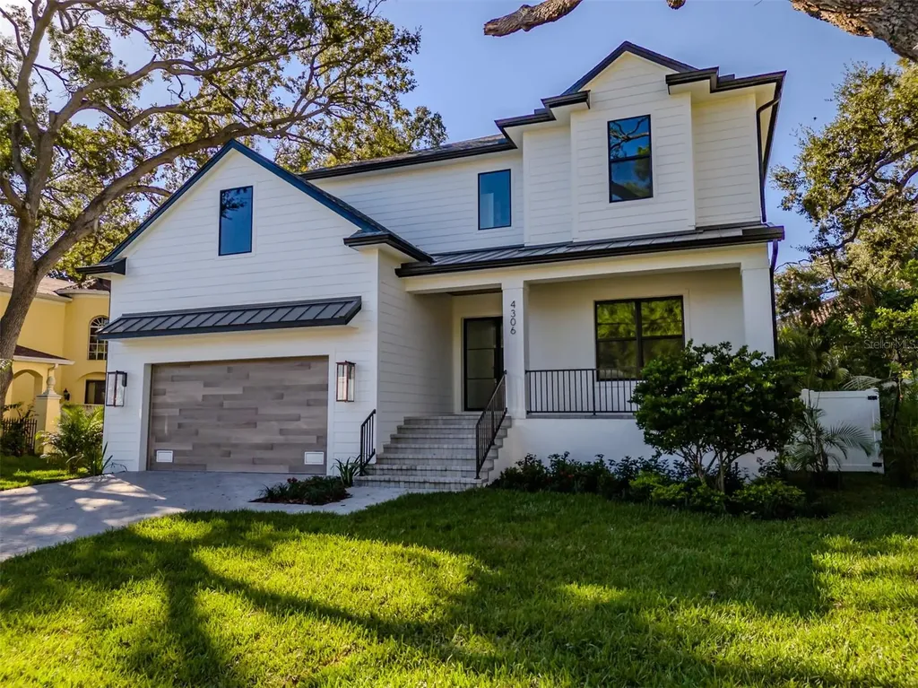 4306 W Corona Street Tampa FL 33629