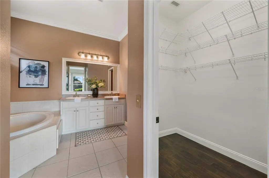 2564 Laurel Glen Drive Lakeland FL 33803