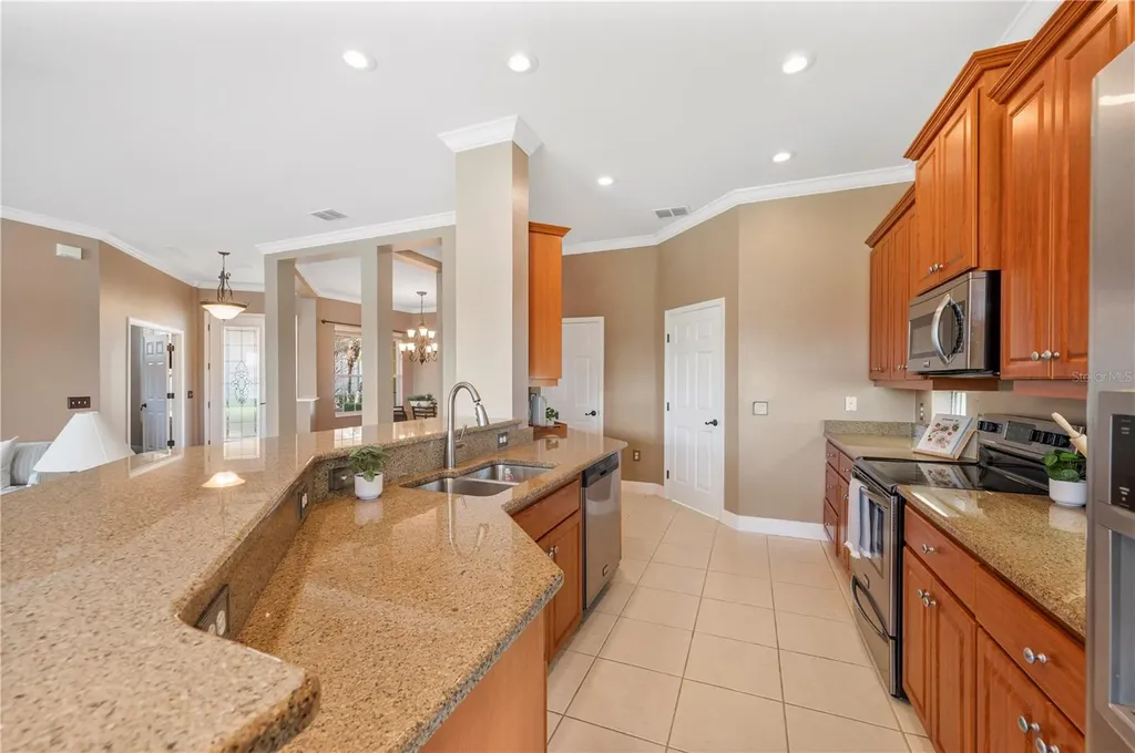 2564 Laurel Glen Drive Lakeland FL 33803
