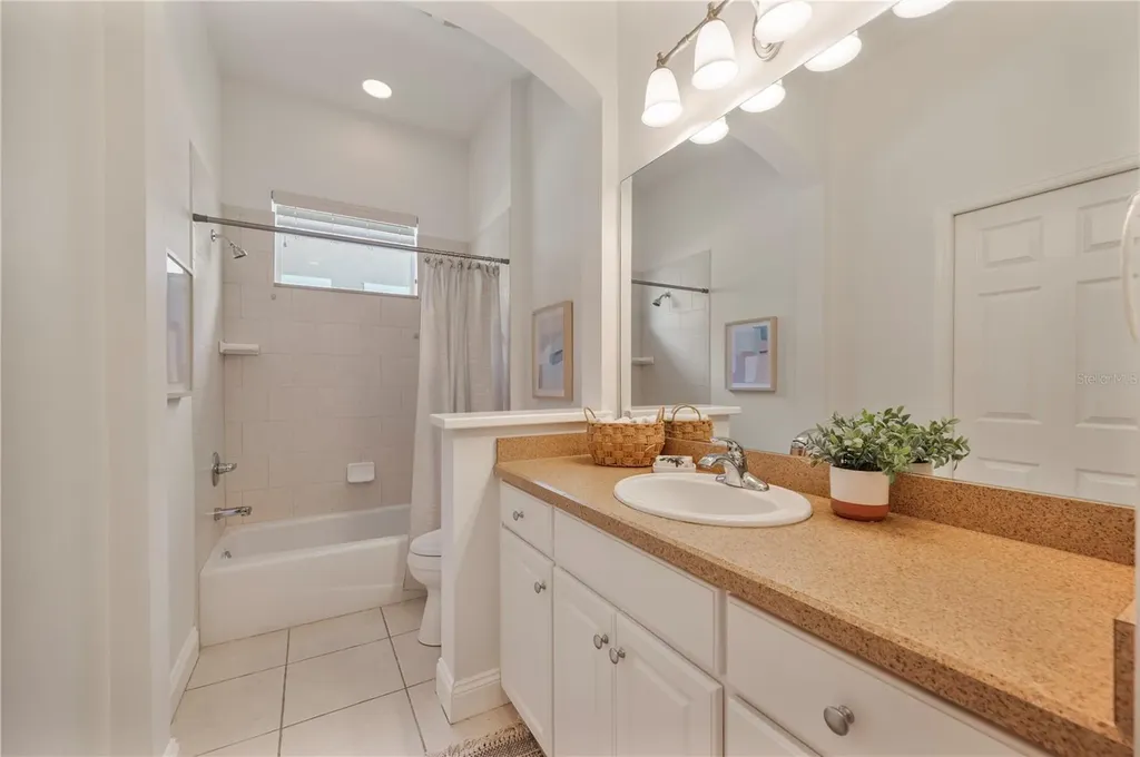 2564 Laurel Glen Drive Lakeland FL 33803