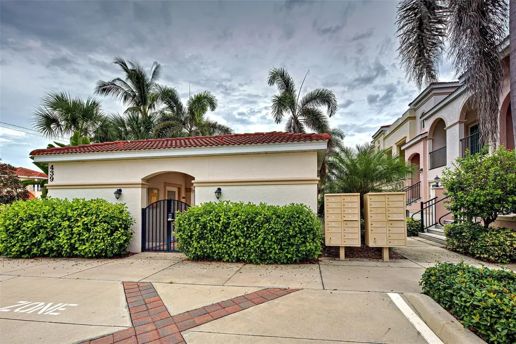 445 Nokomis Avenue S Venice FL 34285