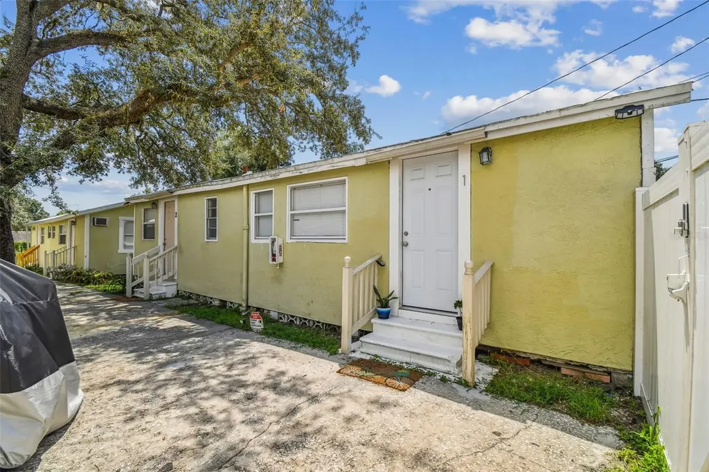 8413 N Hamner Avenue Tampa FL 33604