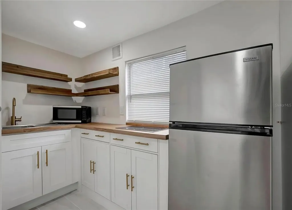 8413 N Hamner Avenue Tampa FL 33604