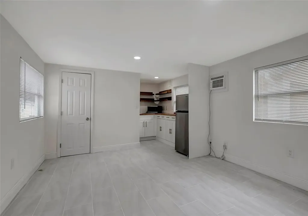 8413 N Hamner Avenue Tampa FL 33604