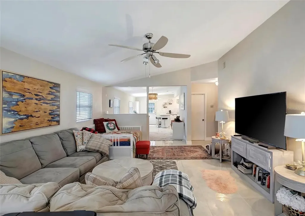 8413 N Hamner Avenue Tampa FL 33604