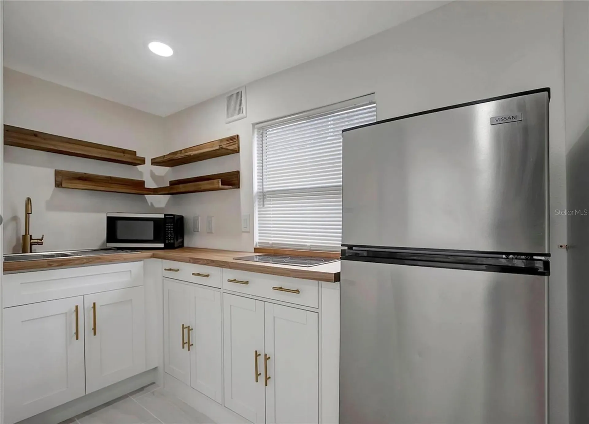 8413 N Hamner Avenue Tampa FL 33604