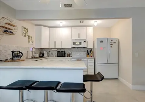 8413 N Hamner Avenue Tampa FL 33604