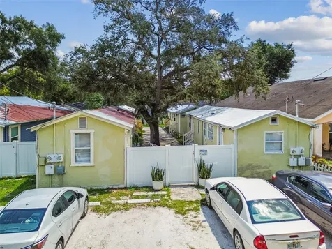 8413 N Hamner Avenue Tampa FL 33604