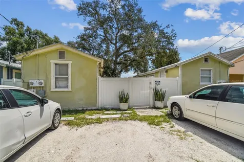 8413 N Hamner Avenue Tampa FL 33604