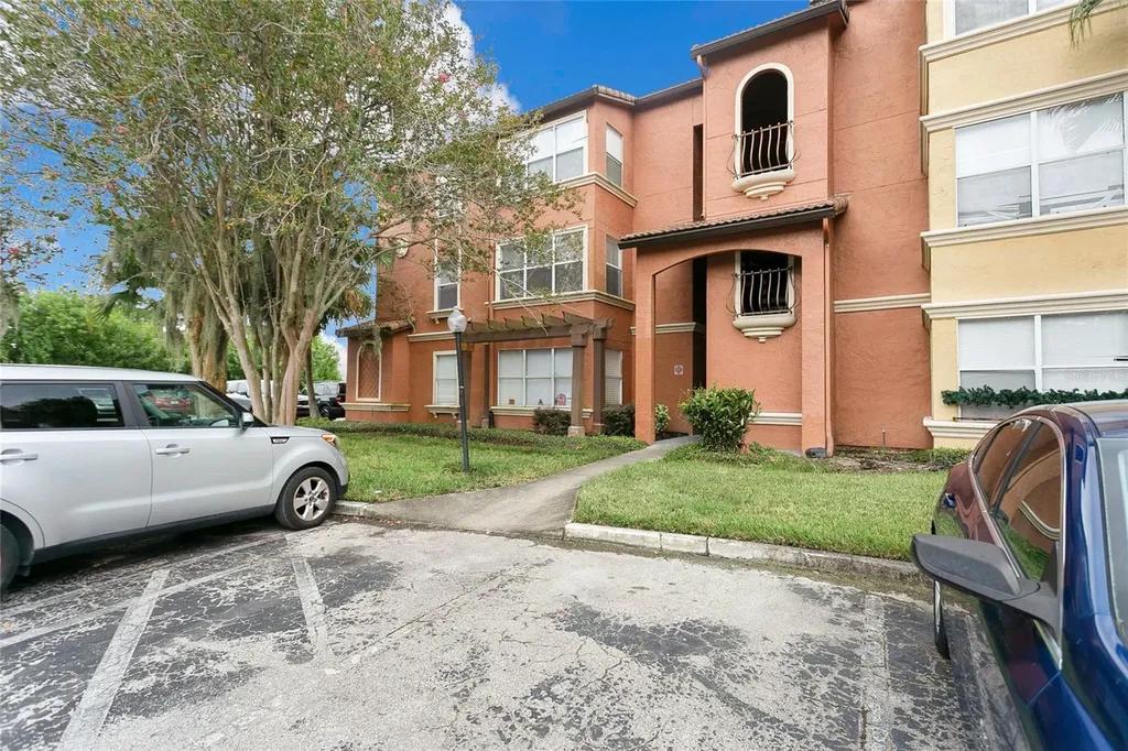 5148 Conroy Road Orlando FL 32811